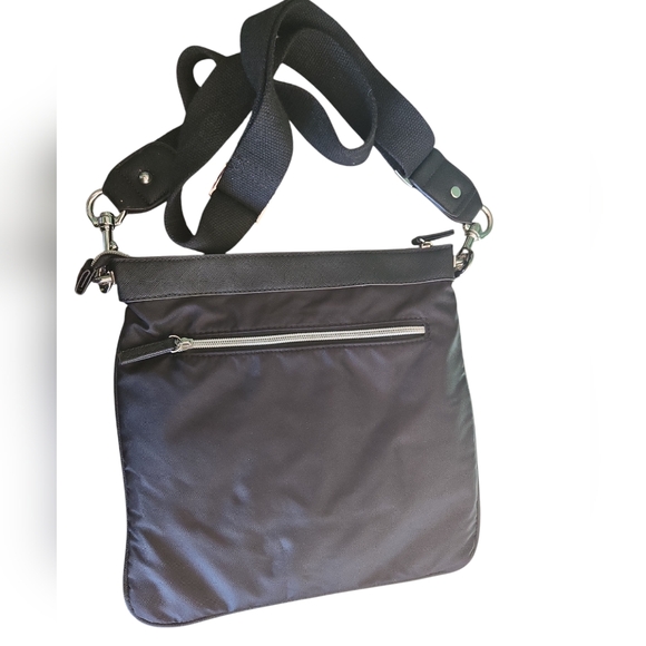 CHICO'S BLACK CROSSBODY BAG - Picture 2 of 7